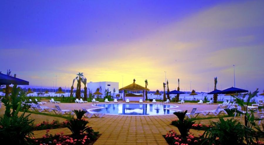 Hotel Sky Casa Airport 4*